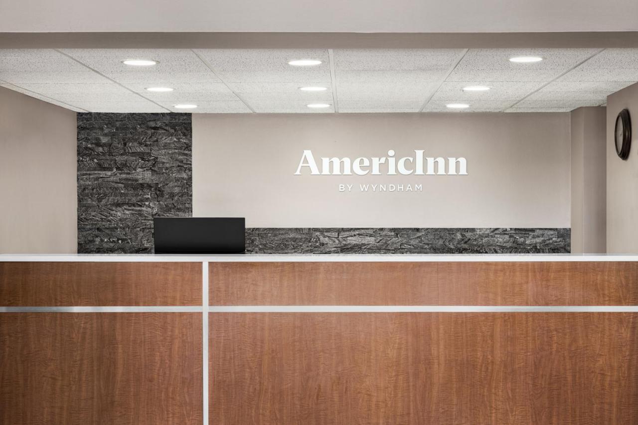 AmericInn by Wyndham Baudette Eksteriør billede