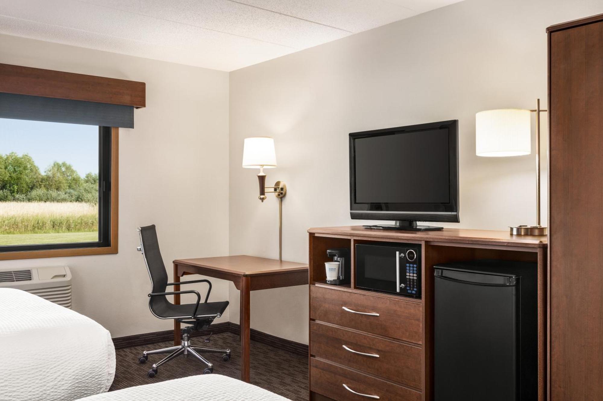 AmericInn by Wyndham Baudette Eksteriør billede